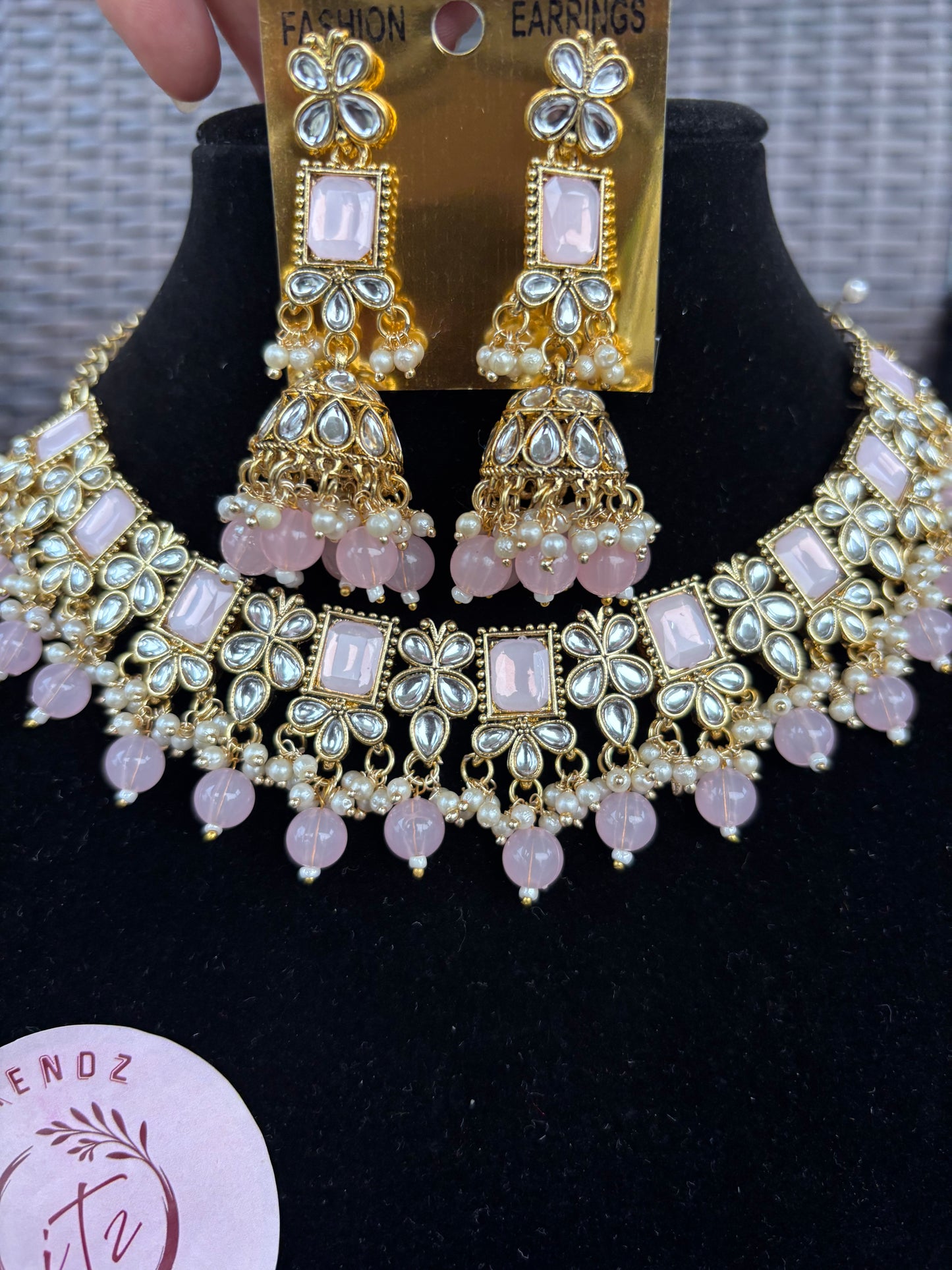 Light Pink Necklace Set
