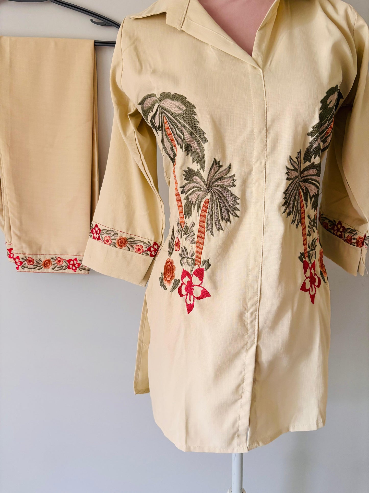 Light Beige Palm Tree Embriodery