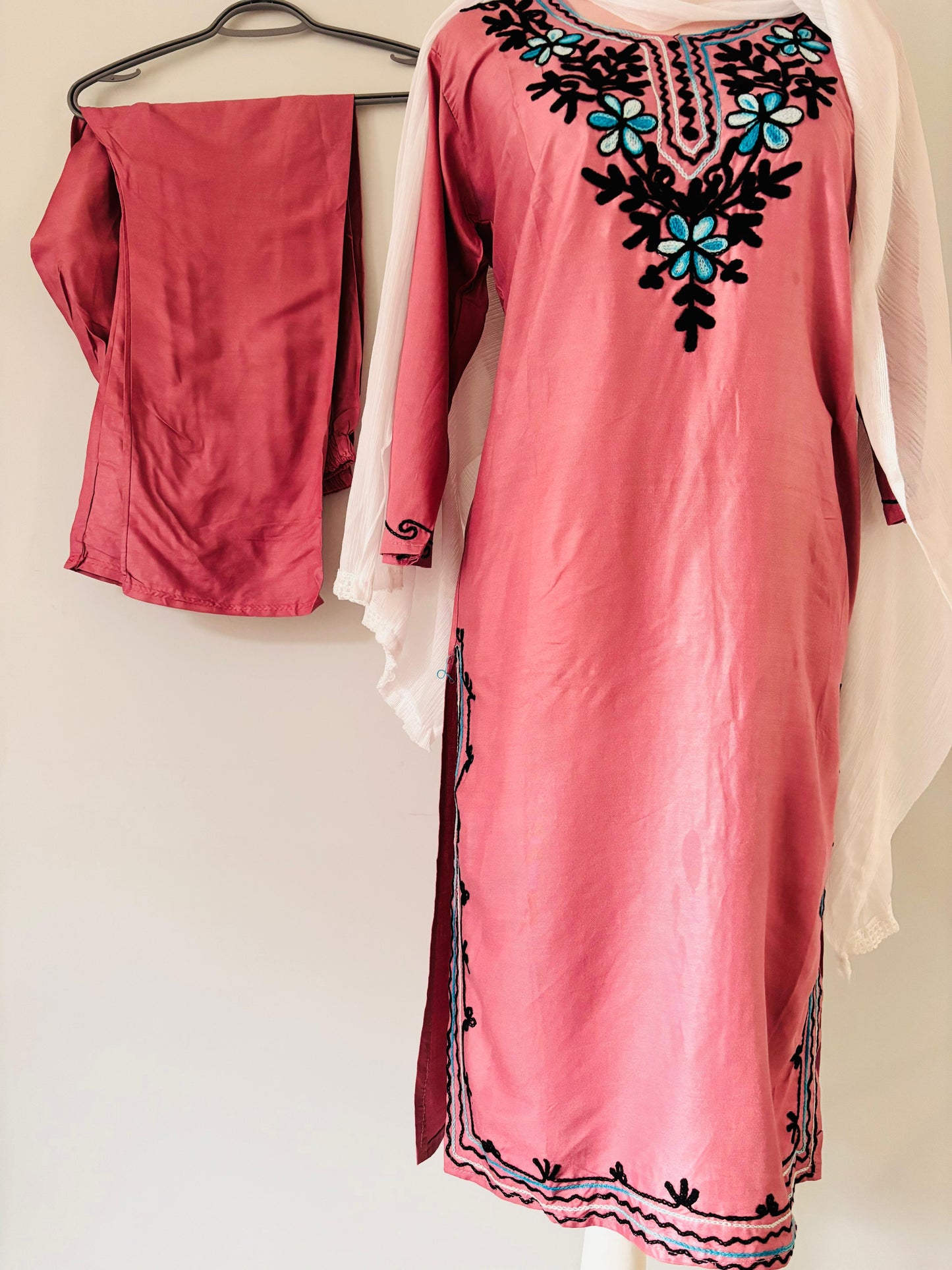 Chikankari Full Suit with Dupatta XXL only