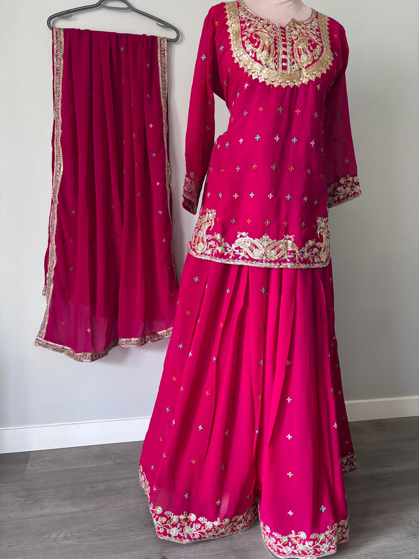 Partywear Traditional Outfit (XXL)
