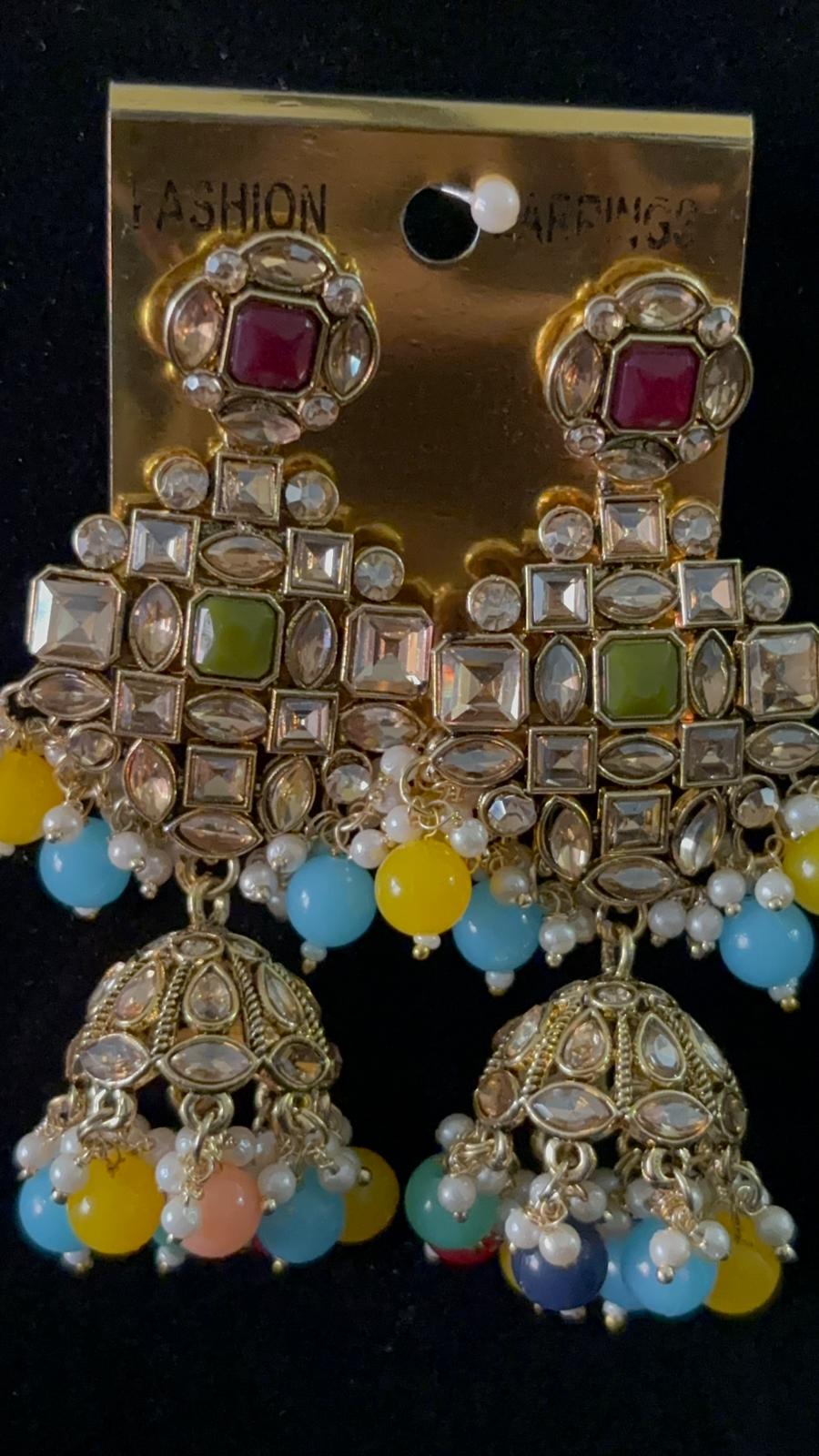 Multicolor Kundan Jewelry Set