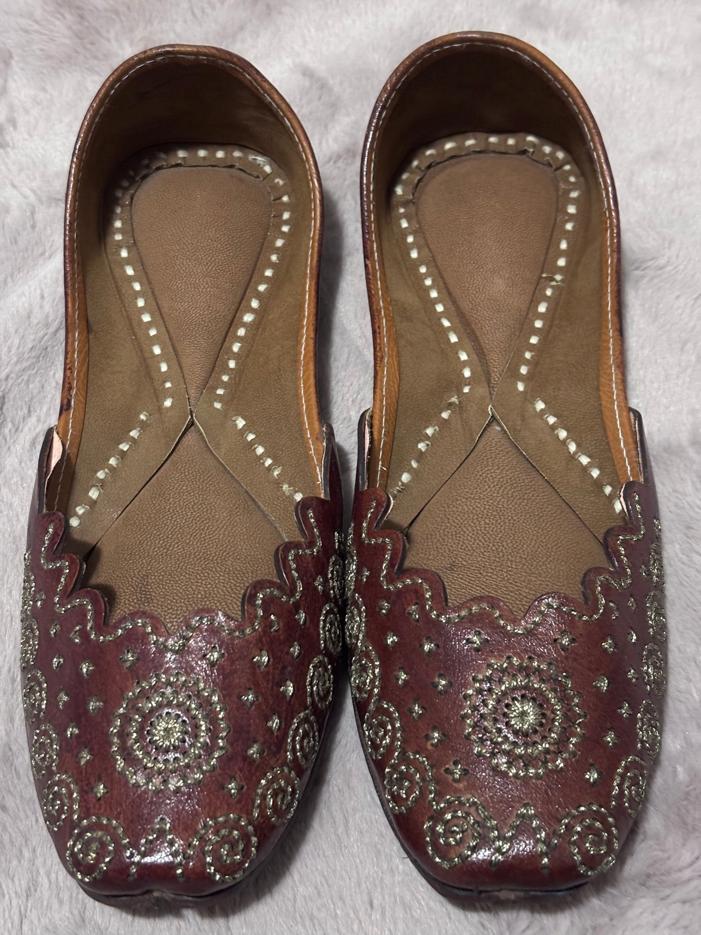 Punjabi Jutti (10.7 inch)