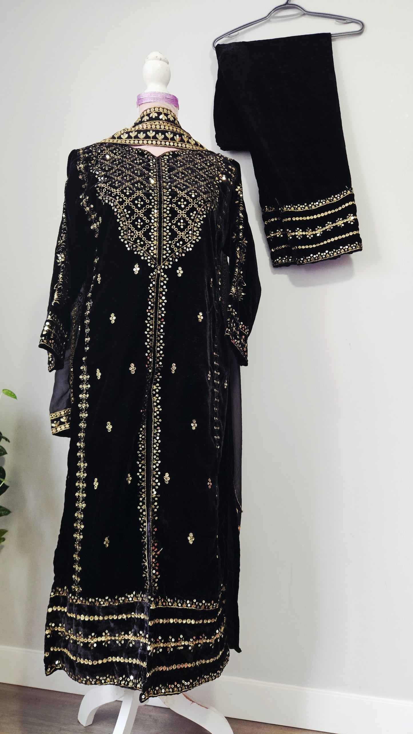 Black Embroidered Suit Velvet